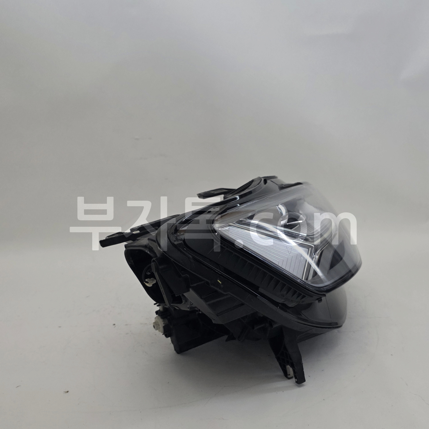 olCnqLoB888P6v42Upg0Ln9WH3TypyULnLgHxJ5ScWR5Zr.jpg