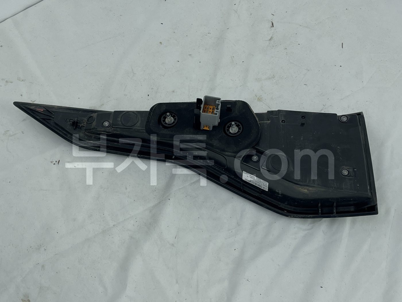 ZsM9HlK82T0E8BaTIEggdC6rn524VFlE2hlPal9lcWR5Zr.jpg