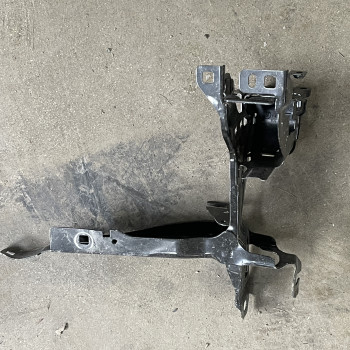 중고 BMW 3시리즈 G20, G21,4시리즈 G22, G23, G26 L/H 브라켓