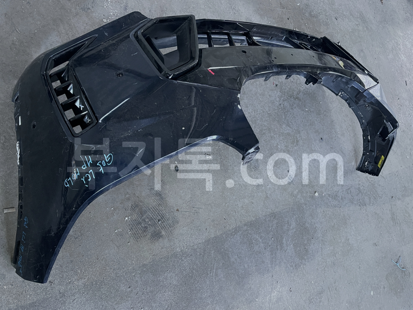 Cit3BchQb2tW9z90whyrKmJkaeaMoFNNLZnd8zcWR5Zr.jpg