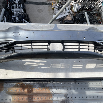 중고 BMW 5시리즈(G30, G31) 프론트범퍼 Assy 프론트범퍼(앞범퍼) 7385336 (5111 7385336)