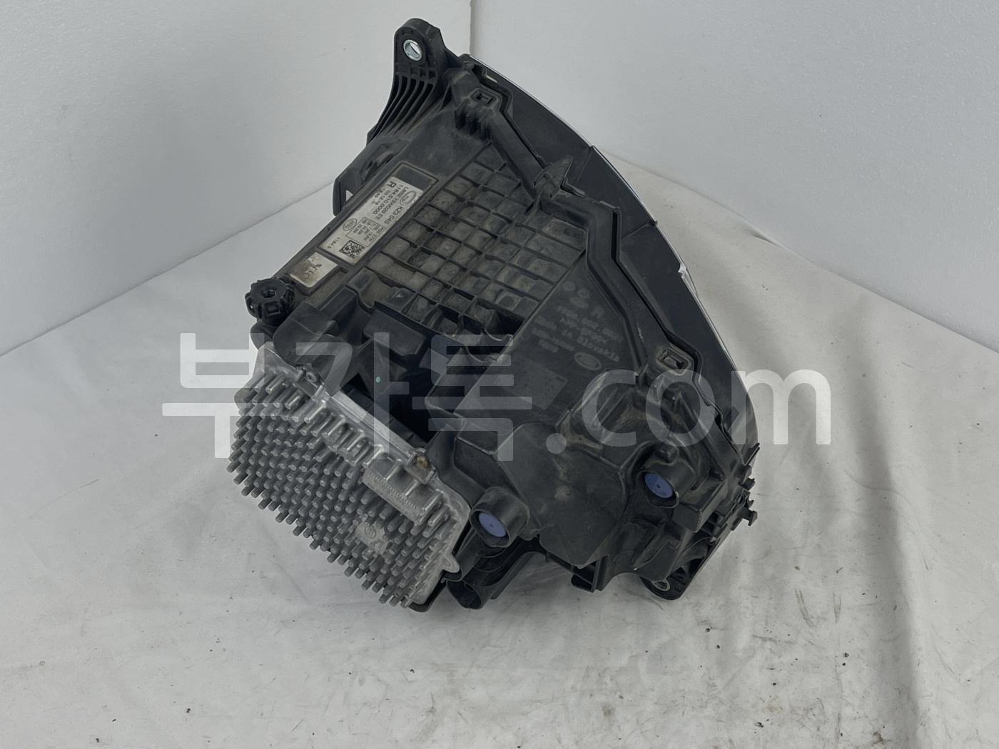 621VL1X4EBEq7UcwQSaru9FFUrN9aaPHcplakcWR5Zr.jpg