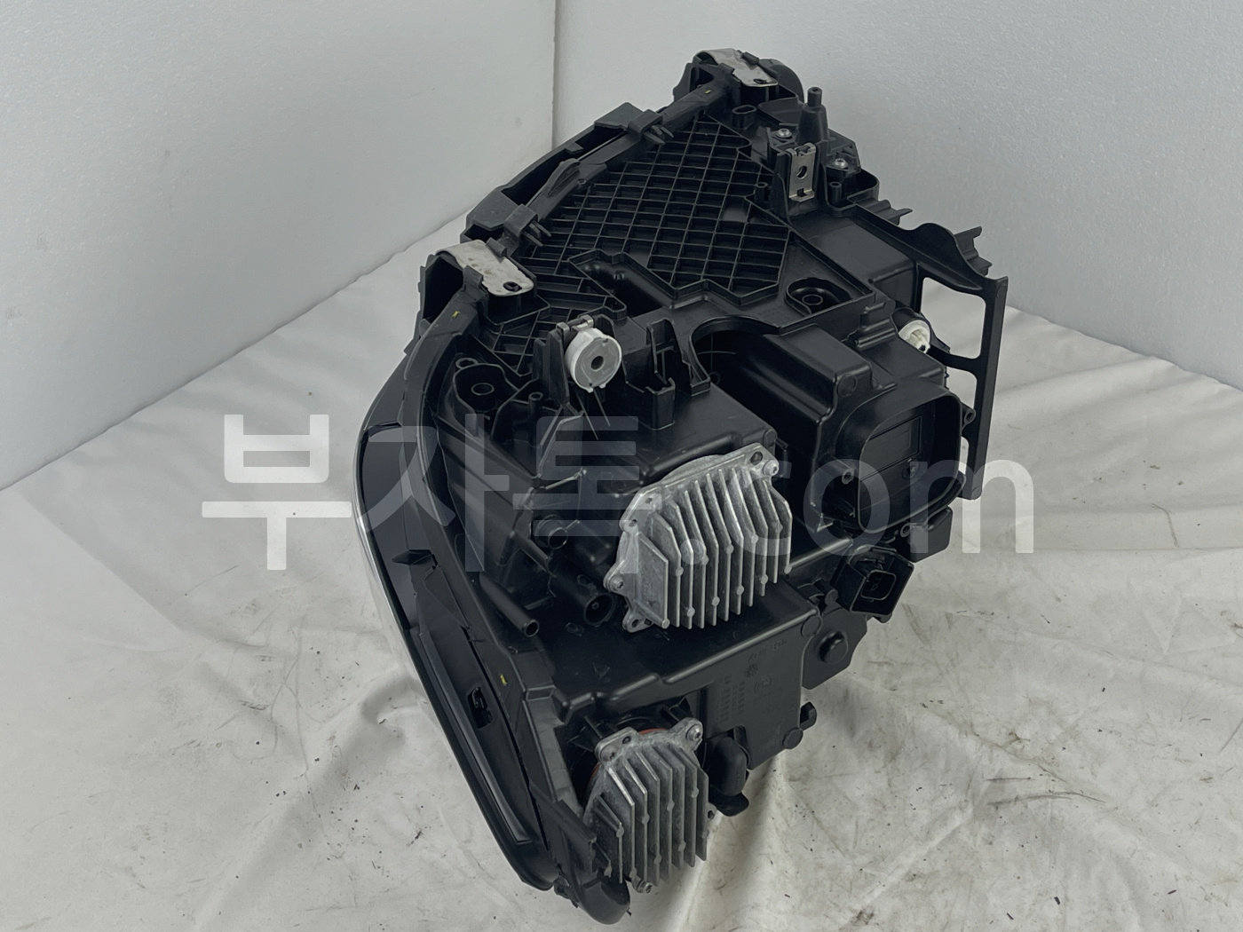 KuGagp1OUrViqvxBIOmCSwuIJRAZ1y8XBMq5tx4cWR5Zr.jpg