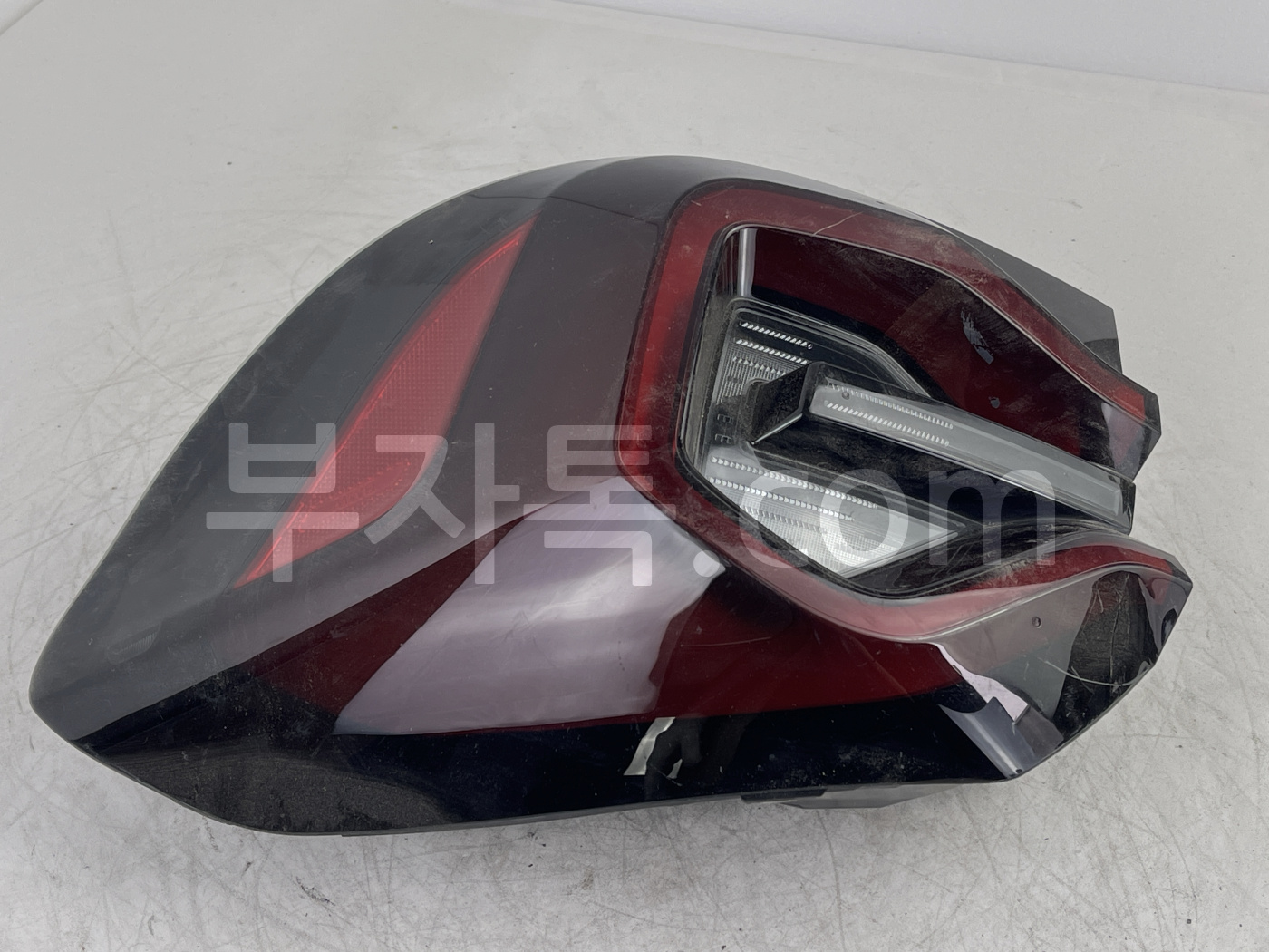 Swt1giYt6gFwLXFou2nw9KG3GOr6sHl76jLxkdf4cWR5Zr.jpg