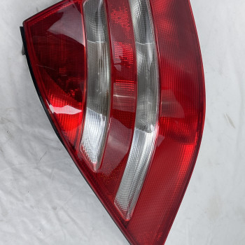 중고 벤츠 S-클래스 W223 컴비네이션램프(후미등) A220300160,265001,1998-2005