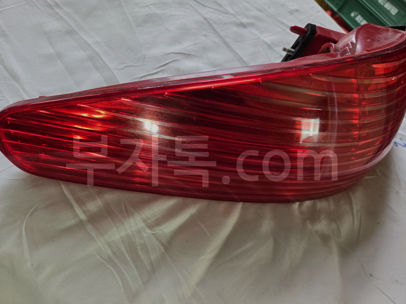 F8ErcpErLT2xznCX35B0yOv8mr3pFk7ce5HScWR5Zr.jpg