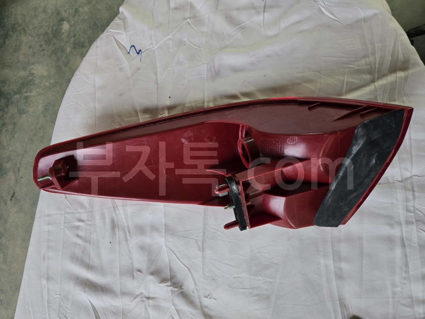 car+ObjZK5g5dpeSkaoBzjDacU9KvbNCzkNqcWR5Zr.jpg