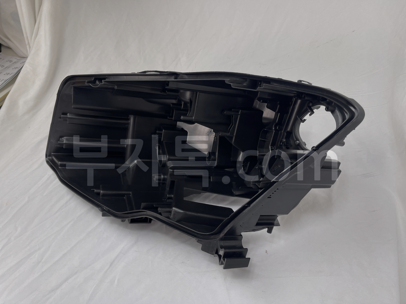 cqK6V817CIPdJq2decWbfFBtp9mpH3hKJ7ofcWR5Zr.jpg