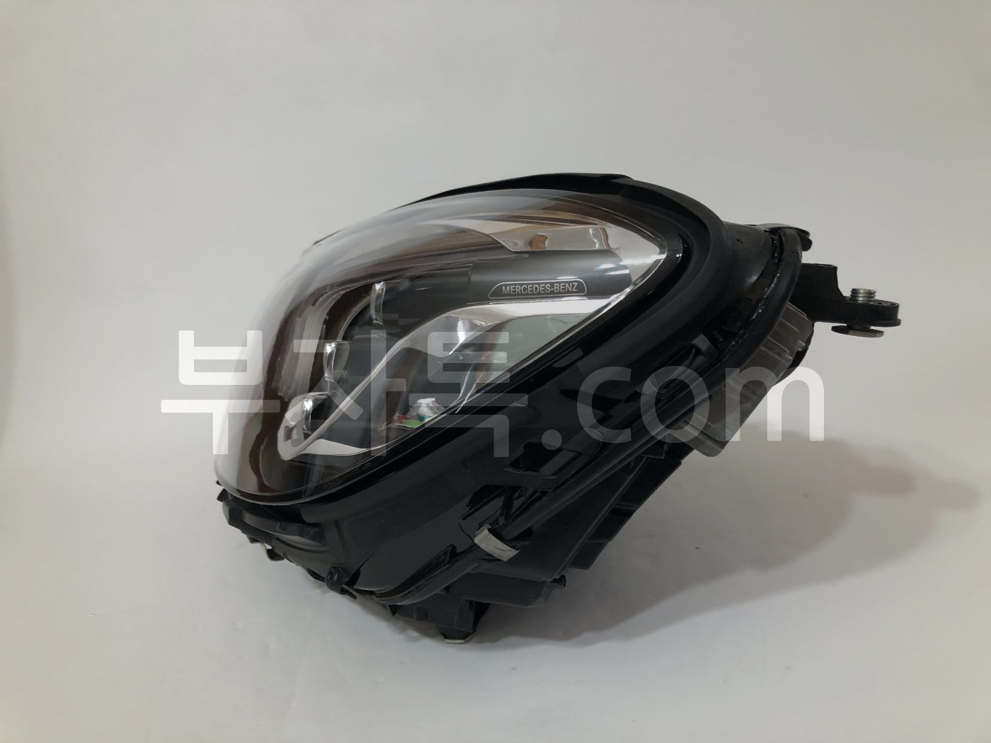 Ionv9ZRXEuhIbd5MeIBacoREvcKKG4vQ552OcWR5Zr.jpg